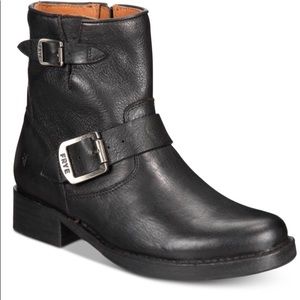 Frye Vicky Bootie